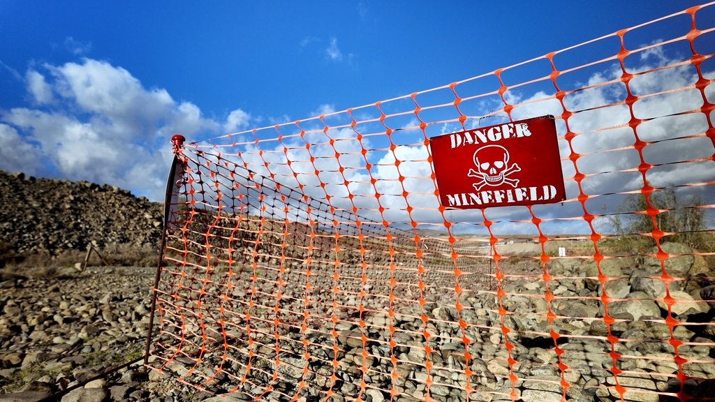 Protect civilians - keep landmines banned!